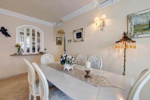 Malaga Paradise Home