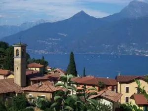 Balcone Fiorito - Menaggio