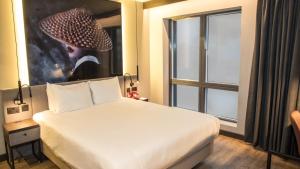 Standard Room room in Radisson Red London Greenwich The O2