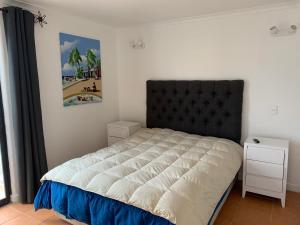 Bahía de Rosas frente al mar Algarrobo Norte