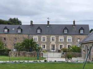 Chambres du logis De La Mare Du Parc