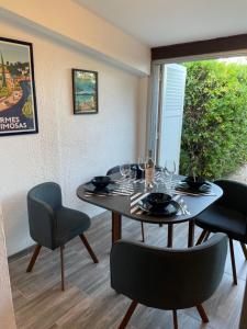 Appartements Studio/jardin/piscine/plage Le Lavandou Pramousquier : Appartement 1 Chambre