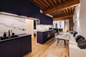 LAppart - Ideal for a stay in the city center near the Lake