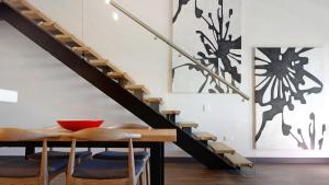 Semaphore Splash Apartments