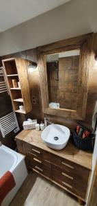 Charmant 2 pièces rénové cœur station ISOLA 2000