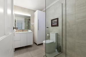 Lazy Days by Stay Noosa