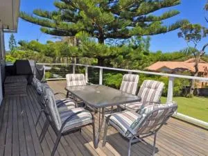 Sea Breeze Beach Shack - Narrawallee