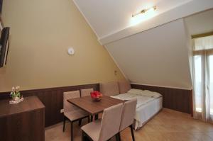 Várfürdő Panzió Gyula