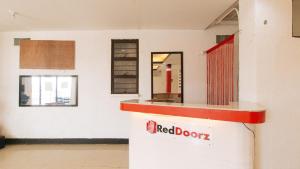 RedDoorz @ Shukran Rentals OPC Pampanga
