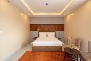 Hotel Palm International