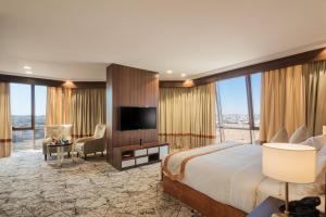 Tulip Plaza Hotel