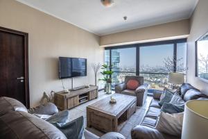 HiGuests - Spacious Apartment Close to Dubai Marina Walk