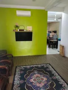 Homestay Taman Husrah - Kampong Chicha