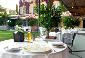 Hotels Bastide Saint Antoine - Relais & Chateaux : photos des chambres