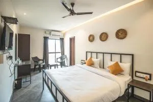 Amber Rooms - Serula