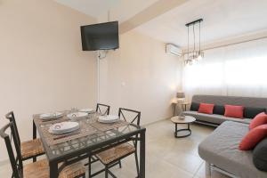Palm Tree Apartments #FeelsLikeHome