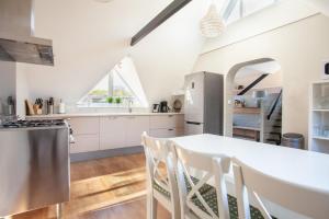 Spacious villa in Rijs near IJsselmeer and forest