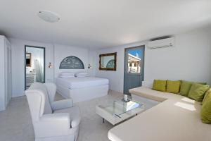 Lava Suites & Lounge Santorini Greece