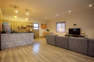 Waggi Mountain Escape