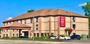 Red Roof Inn & Suites Detroit - Melvindale/Dearborn - 迪尔伯恩