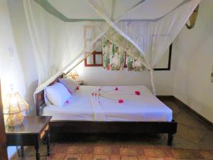 Karibuni Jeds Villas 85 & 86