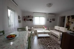 Arhondia House - Áyios Ioánnis