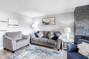 Mountain Meadows 302