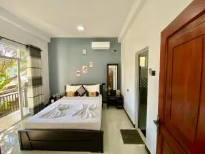 Mountain White Villa by Sunrise - Nattarampota