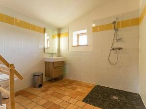 Maisons de vacances Gite Le Cellier, 3 pieces, 6 personnes - FR-1-306-891 : photos des chambres