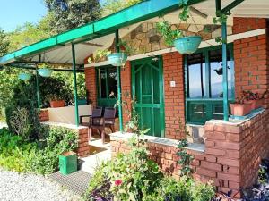 Room on the Roof, Viraatkhai-Chakrata, By Himalayan Eco Lodges
