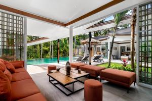 Villa Crazy Roof by BaliSuperHost