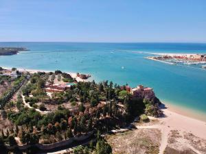 Front line townhouse Face la mer in Ferragudo luxury sea views