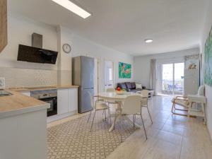 FIRST LINE MOGAN BEACH - Parking free