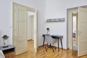 Prague Days - Deluxe Apartments near Wenceslas Square