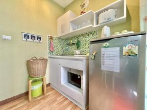 The trust huahin resort condo greeny room