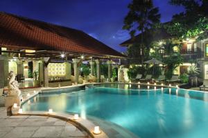 Adhi Jaya hotel, 
Bali, Indonesia.
The photo picture quality can be
variable. We apologize if the
quality is of an unacceptable
level.