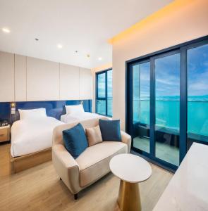 S Sriracha Hotel & Residence