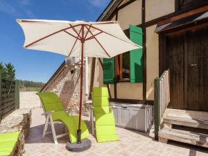 Maisons de vacances Elegant Holiday Home in Coubjours with heated pool and sauna : photos des chambres