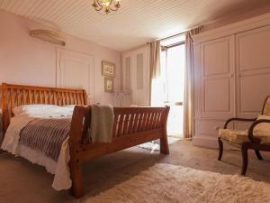Maisons de vacances Elegant Holiday Home in Coubjours with heated pool and sauna : photos des chambres
