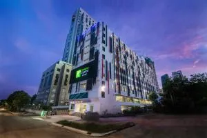 Holiday Inn Express & Suites Johor Bahru by IHG - 新山