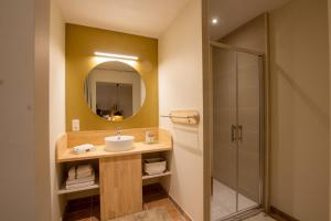 B&B / Chambres d'hotes Le Clos de la Tour : photos des chambres