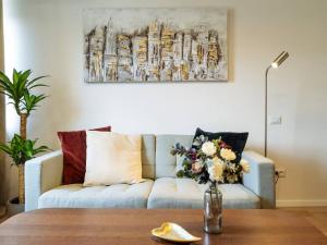 Sunny Modern Studio - Cismigiu Park & Old Town