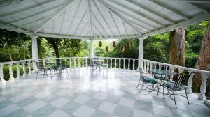 Portón de Occidente by Bernalo Hotels