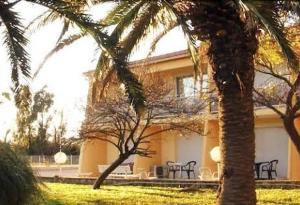 HOTEL LA GARENNE
