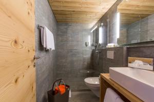 Budget Double Room - Ground Floor room in Hotel Rovanada Wellness & BergNatur