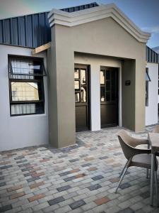 Modern Goldfields Apartments