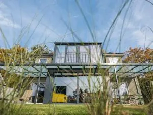 Luxus FeWo 112m² direkt am Wasser inkl. Boot - Charlottenthal