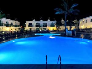 Desert Pool View & WiFi by iRent Fuerteventura