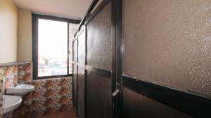 Cristian Jay Dormitory by RedDoorz