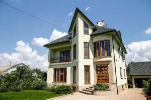 Sweet Home Hostel - Ostritsa